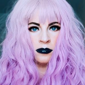 Meet your Posher, Mallory